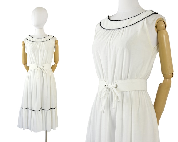 1970s prairie girl sundress | cottagecore white pe