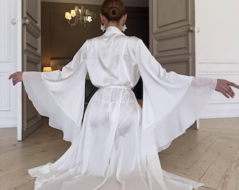 Bridal robe with angel sleeves, satin bridal robe, wedding morning robe, getting ready outfit, bride to be gift