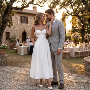 Vestido midi blanco con escote corazón y corsé | Vestido para la recepción del segundo look nupcial | Vestido para la cena de ensayo de la boda civil imagen 1