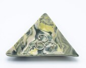 Triangular Ring Bowl Ceramic Dish Trinket Dish Ring Dish Jewelry Storage Geometric Ceramic Pottery Ring Holder Housewarming Gift