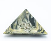 Triangular Ring Bowl Ceramic Dish Trinket Dish Ring Dish Jewelry Storage Geometric Ceramic Pottery Ring Holder Housewarming Gift