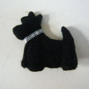 Needle felted Scottish Terrier / Scottie Dog brooch