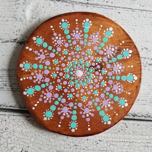 Mandala punto arte signo de madera // mandala colgando arte de la pared // decoración del hogar // decoración de madera // mandala amante regalos // regalos de yoga // meditación