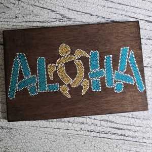 Aloha turtle wood sign // dot art painting // 9x6 inch hanging wall art // Hawaiian home decor // room decor // tropical decor // gift