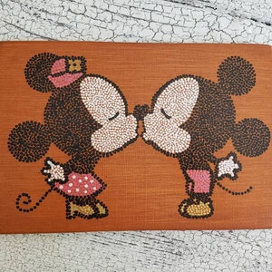 Mouse kiss dot art // minnie Mickey kissing // 9x6 inch wood decor // hanging wall art // Mickey gifts under 30 // Mickey lovers