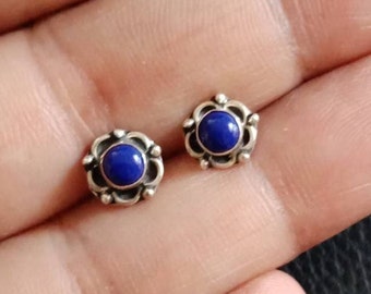 Lapis Lazuli stud earrings, flower earrings, Floral Stud Earrings, cartilage earrings, Sterling silver, tragus, stone earrings, gift for her