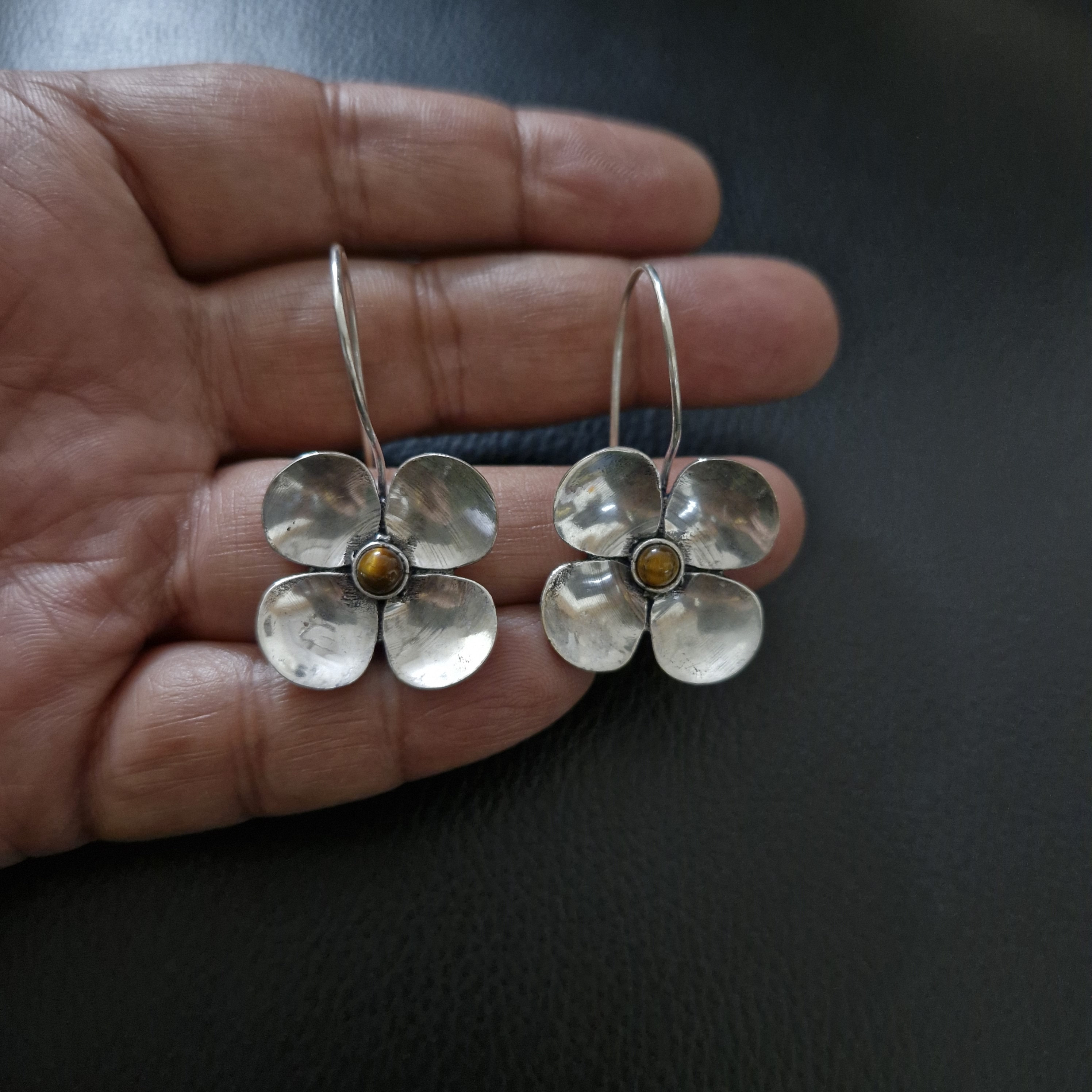 Little Flower Brass Earrings main image 0