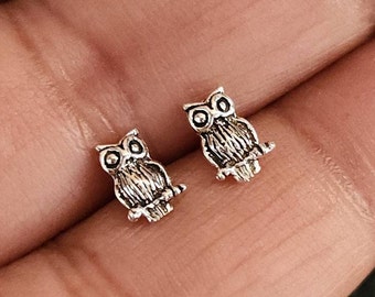 Owl stud earrings, cartilage earrings, Sterling silver, tragus, gift for him/her, Kids earrings, 925