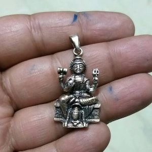 Durga Silver pendant, Sterling Silver, Hindu Goddess Maa Durga Chamunda Bhawani Aadishakti Maha Maya Yogini Beautiful, Goddess Charm, Amulet