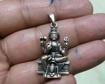 Durga Silver pendant, Sterling Silver, Hindu Goddess Maa Durga Chamunda Bhawani Aadishakti Maha Maya Yogini Beautiful, Goddess Charm, Amulet