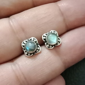 Labradorite stud earrings, Floral Labradorite earrings, Sterling silver, stone earrings, gift for her, 925 earrings, 4 Leaf stud earrings