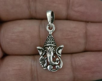 Ciondolo Ganesha, argento sterling 925, ciondolo dio indù, ciondolo Vinayaka, Signore Ganesh, ciondolo dio indiano, ciondolo di buon auspicio, dio elefante