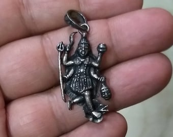 Kali Anhänger, 925 Sterling Silber, Hindu Göttin, Kaali, Kali hält Dreizack und Dämonenkopf, schöner Anhänger, Schutzamulett