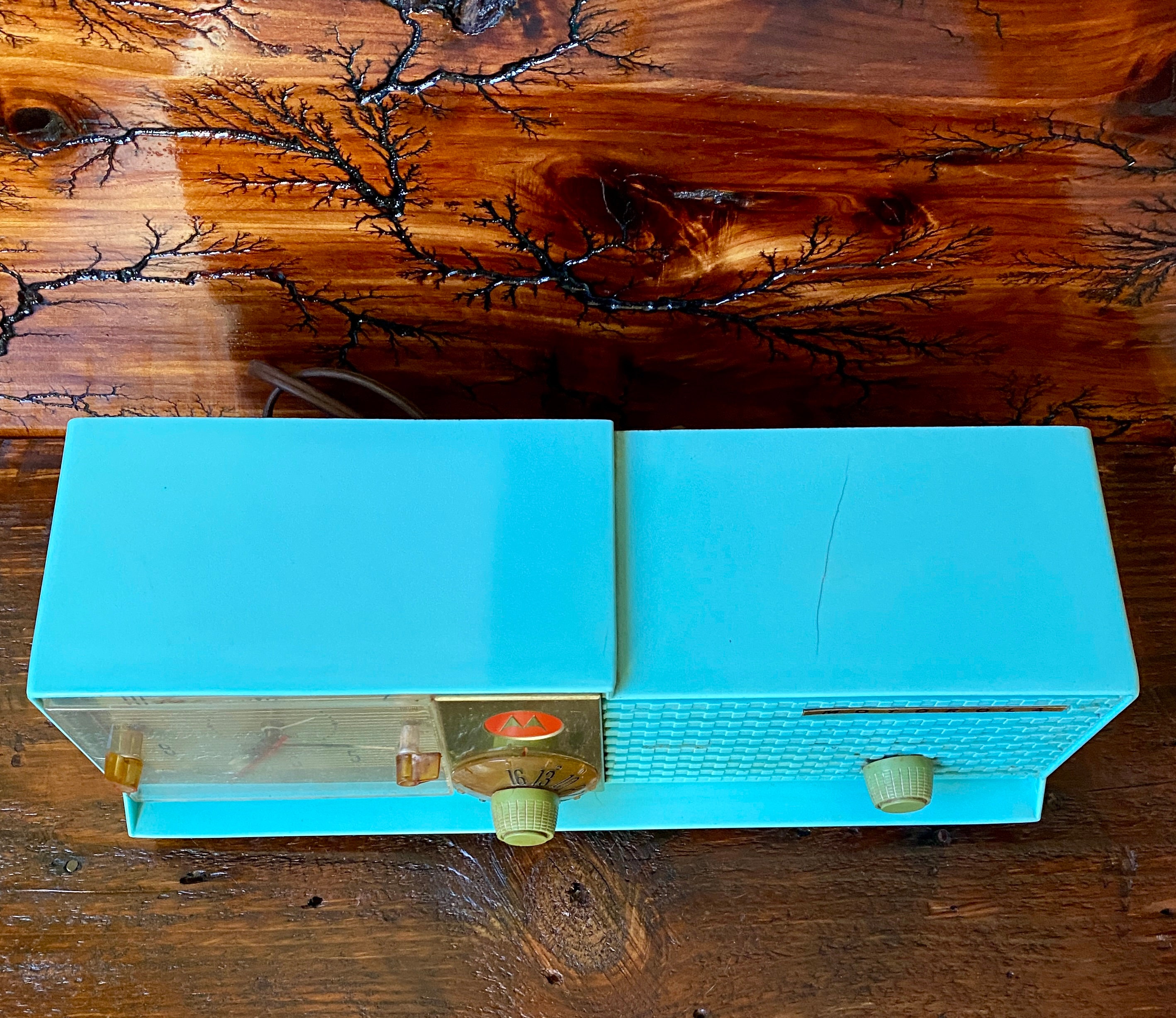 Extremely Rare 1957 Turquoise Motorola AM Vacuum Tube Clock Radio
