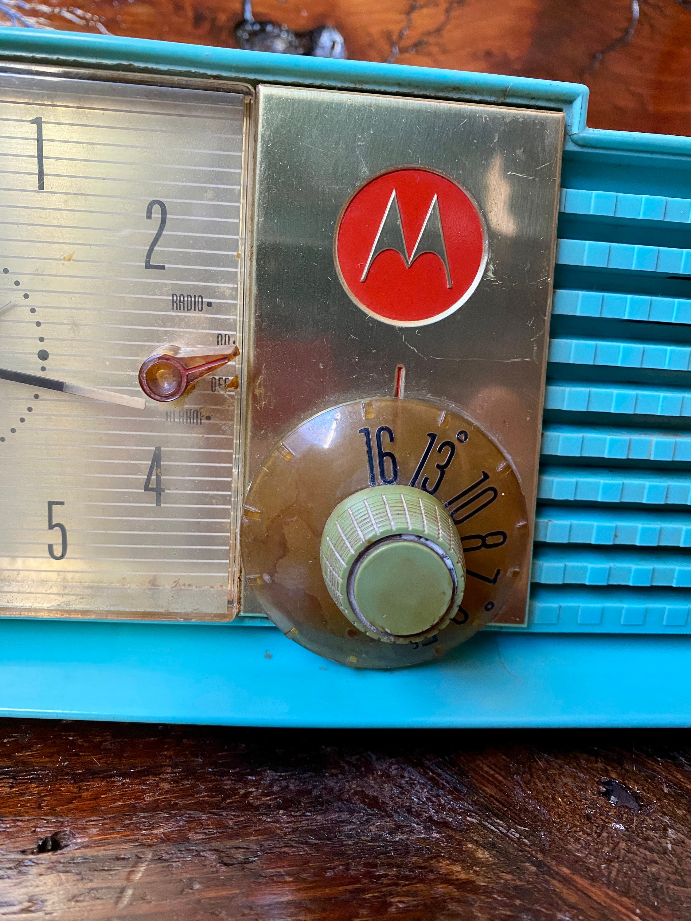 レトロ　ジャンク　MOTOROLA　モトローラ　クロック　ラジオ レトロ ジャンク MOTOROLA モトローラ クロック ラジオ