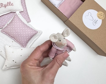 Handmade Linen Mouse Toy – Soft Stuffed Animal with Cotton Clothes
