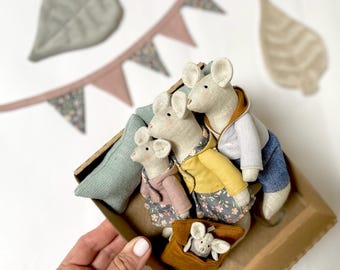 Handmade Linen Mouse Family – Handmade Stuffed Animal Set, Eco Toy Gift for Kids