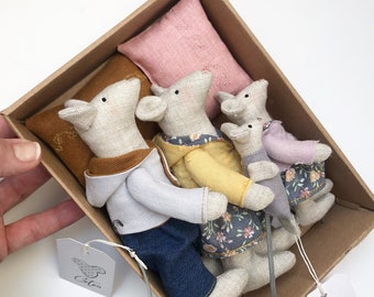 Exclusive Mouse Family - Gift For Niece - Mouse Family Set - Stuffed Toy Linen Mouse Family - Roll Play Mouse - Linen Toy - Mouse Doll Set