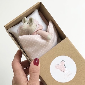 little mouse doll - mouse toy - personalised toy - miniature toy - handmade mouse - small doll - linen mouse - mouse toy - miniature doll