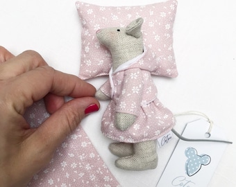 Handmade Linen Mouse Doll – Miniature Rag Doll, Nursery Decor