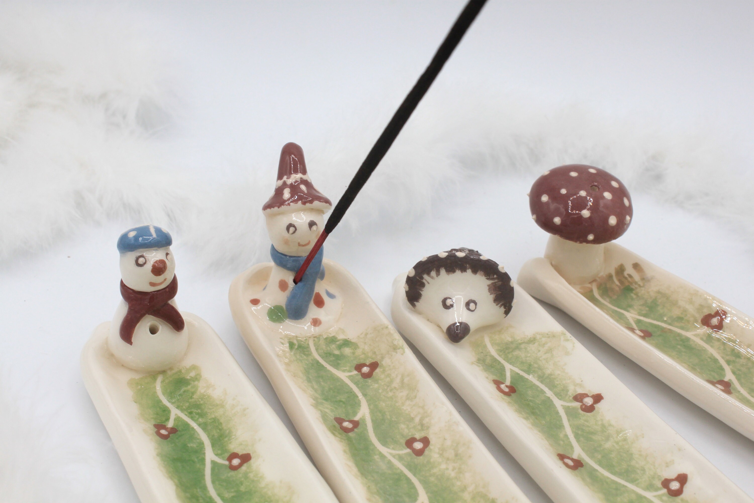 Au Choix Brûle-Encens Longs Pour Bâtonnets en Céramique Artisanale - Modelage Bonhommes, Hérisson ou