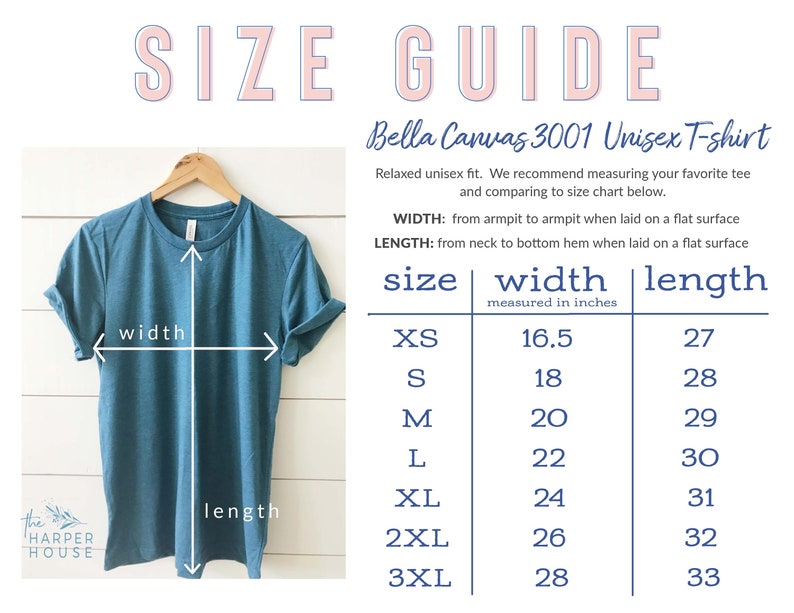 Op de afbeelding: Maattabel voor een Bella Canvas 3001 Unisex T-shirt. De tabel toont de breedte- en lengtemaat in inches voor maten XS tot 3XL. De tabel wordt weergegeven naast een tealblauw T-shirt.