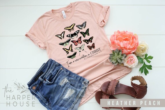 Vintage Butterfly Shirts for Women Aesthetic Clothing Christian Shirt Butterfly Gifts for Her Insect Shirt Graphic Tees