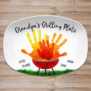 grandpa's grilling plate, grill master, custom handprint artwork, children's names listed on the sides