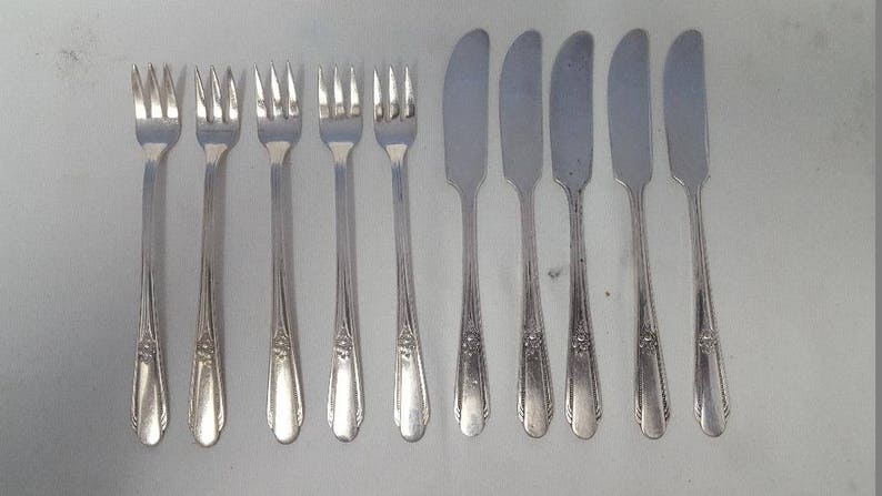 S Hiawatha silverplate Rogers Cocktail Fork Memory