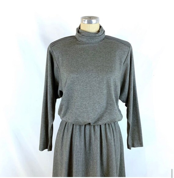 Vintage 70s 80s Grey Cozy Dress M/L - image 3