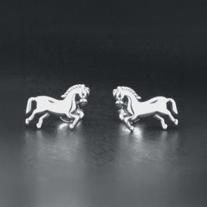 925 Sterling Silver Horse Stud Earrings | 925 Silver Equestrian Earrings | Country Girl Gift | Horse Lover Earrings | Western Style Studs