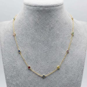 925スターリングシルバーレインボーCZネックレス•14Kイエローゴールドオーバーレイ、調節可能なマルチカラーチェーン•ブライダルウェディング上品なボヘミアンミニマリスト