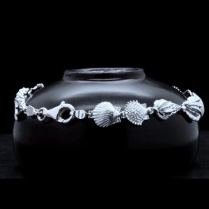Handmade 925 Sterling Silver Coastal Summer Seashell Marine Shell Fancy Link 7-in Bracelet