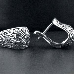 Handmade 925 Sterling Silver Celtic Ornate Tibetan Floral Heart Design Jewelry Leverback Huggie Earrings