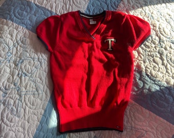 Tommy Hilfiger Sweater T-Shirt Vintage V Neck Sweater Small Medium Women’s Vintage V-Neck Sweater Preppy Vintage Cap Sleeve Sweater Red