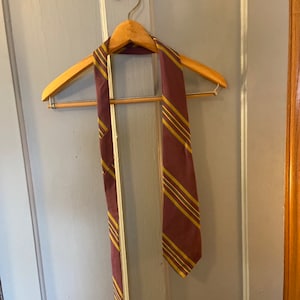 Penny’s Vintage Wool Maroon Blue Gold Neck Tie Neck Men’s Vintage Dress Shirt Tie 50s 60s 70s 80s Men’s Vintage Diagonal Stripe Neck Tie