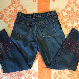 Vintage Loft Embroidered Cropped Jeans Midrise Size 6 Ann Taylor Loft  Floral Embroidered Jeans Women’s Size 6 Vintage Jeans Women’s Size 6
