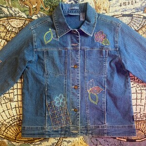 Floral Embroidered Denim Jacket Blassport Denim Jacket 80s 90s Vintage Denim Size Medium Button Up Denim Jacket Women’s Denim Jacket Size M