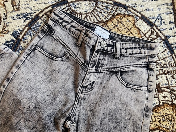 Acid wash jeggings 2025