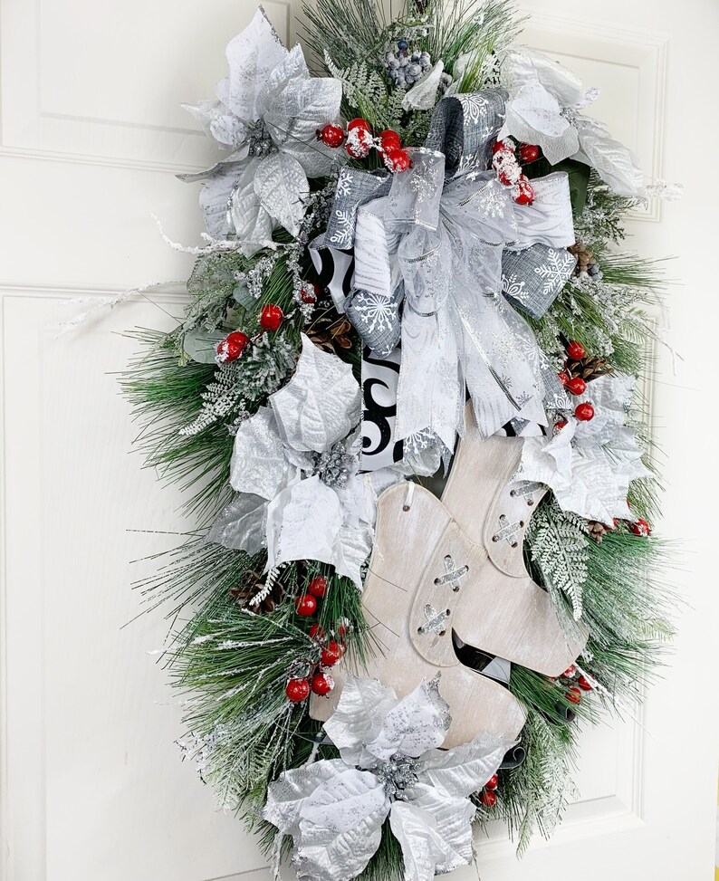 Winter Ice Skate Wreath Seasonal Home Decor Winter Pine Etsy