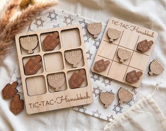Wooden Hanukkah Tic Tac Toe Game: Dreidel Engraving, Festive Holiday Toy