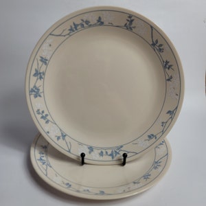 TWO Corning Corelle First of Spring Dinner Plates Beige White Flowers Blue Stems