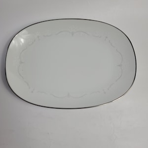 Noritake China Whitebrook 9 Inch Oval Serving Bowl White Flowers Gray Scrolls