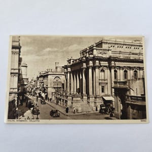 Vintage Black & White Postcard Valetta Malta Kingsway Restaurant Early View