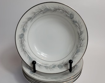 FOUR Style House Duchess Fruit Bowls White with Blue Pinecones