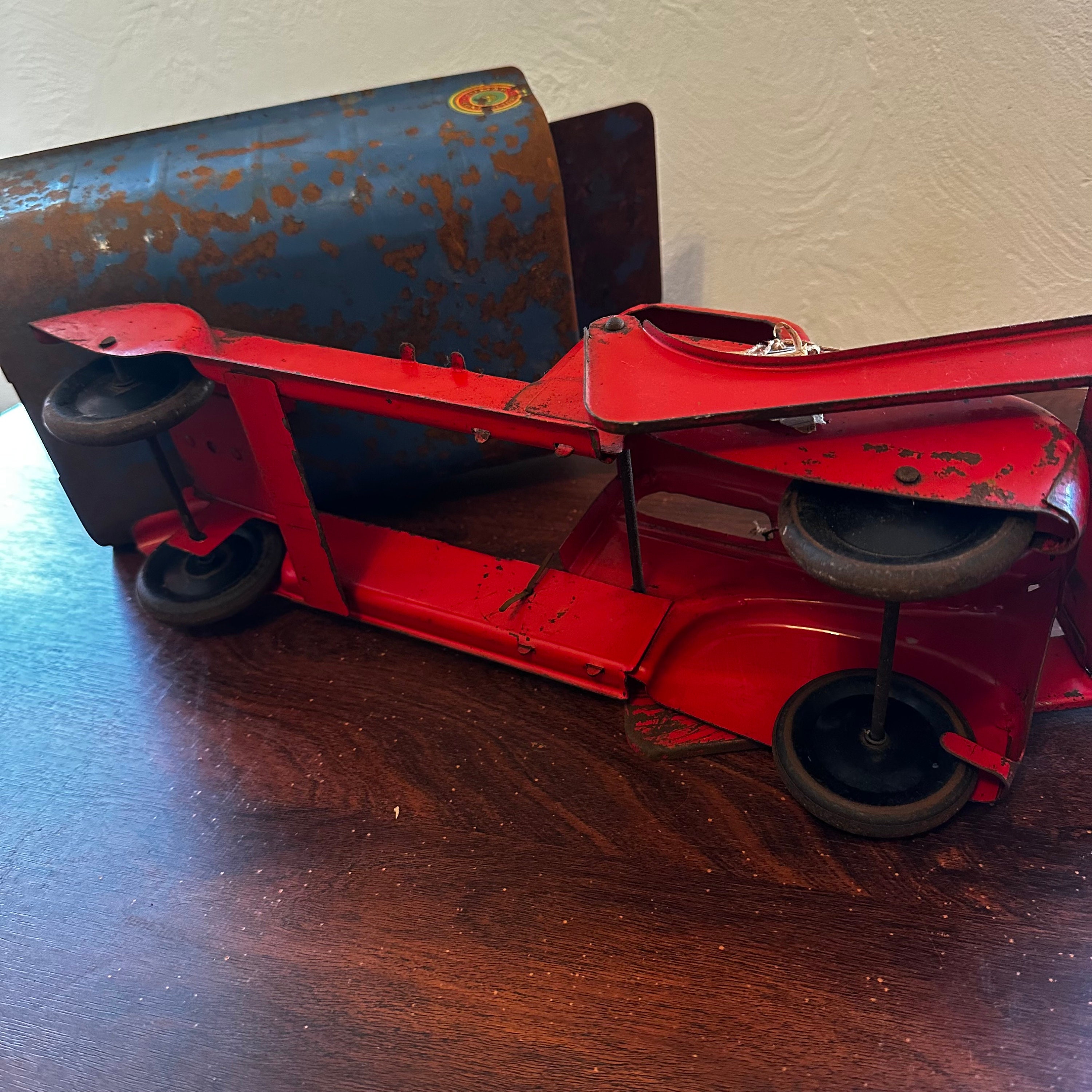 Marx Studebaker Pressed Steel Tanker Sinclair Truck Toy