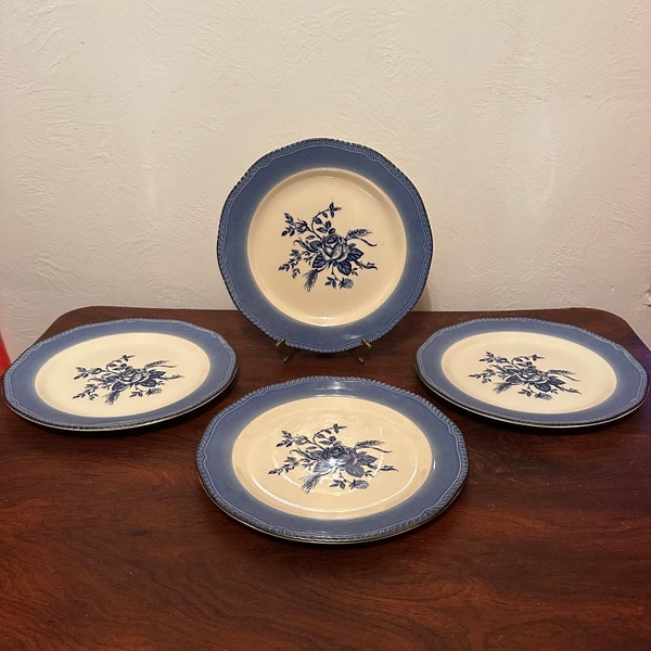 Beautiful Set of 4 Wood and Sons Fine Tableware England Colonial Blue Rose Dinner Plates