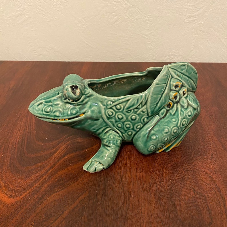 Vintage Mccoy Pottery Green Frog Planter W/ Leaves and Berries | Etsy