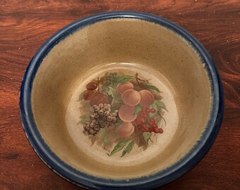 Beautiful Vintage Monroe Salt Works Pottery 8 1/2 Inch Vegetable