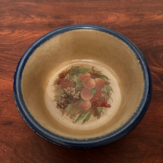 Beautiful Vintage Monroe Salt Works Pottery 8 1/2 Inch Vegetable